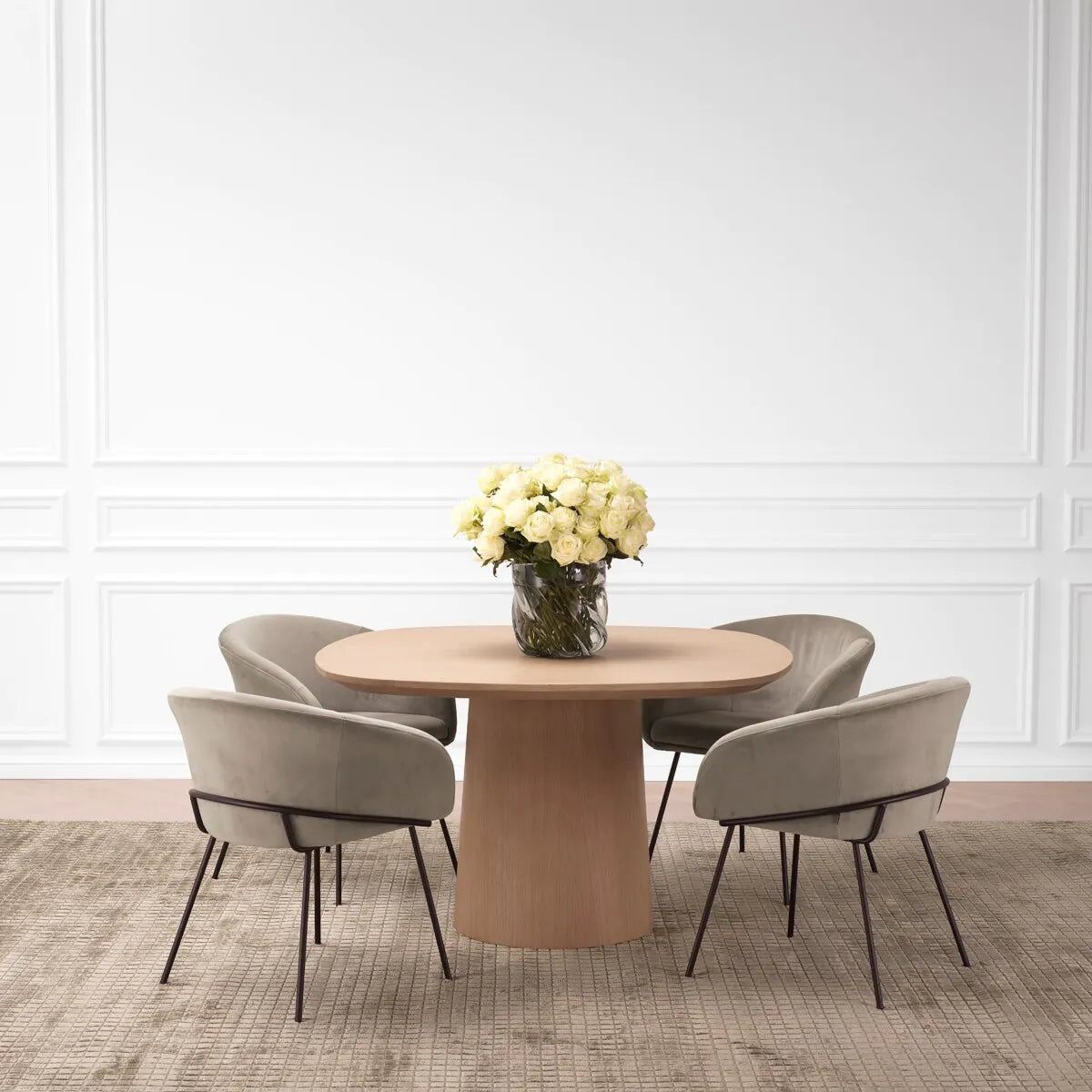 Motto Dining Table