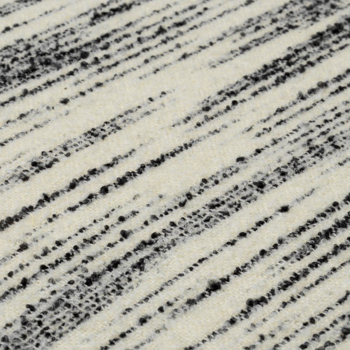 Upholstered Lounge Chair Venosa | Cabothousefurniture.com