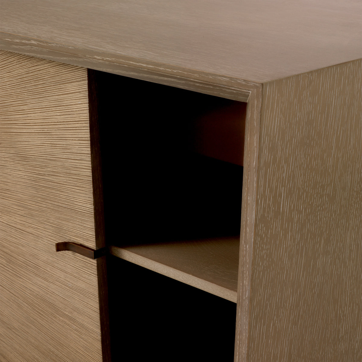 Oak Veneer Dresser Lazarro | Cabothousefurniture.com