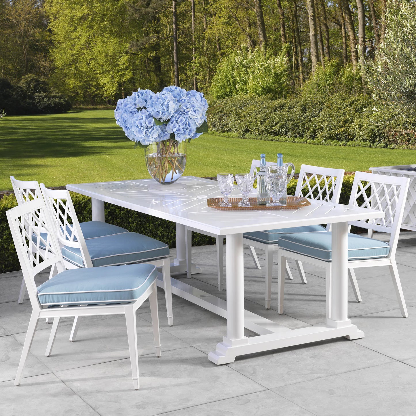 Bell Rive Outdoor Dining Table