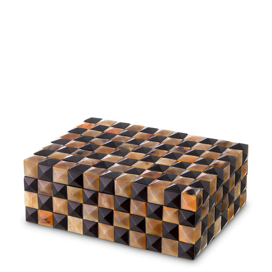 Checkered Retro Box Magician