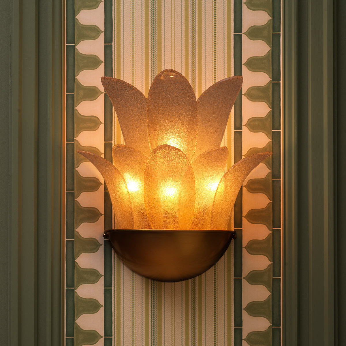 Gold Wall Lamp Melrose | Cabothousefurniture.com