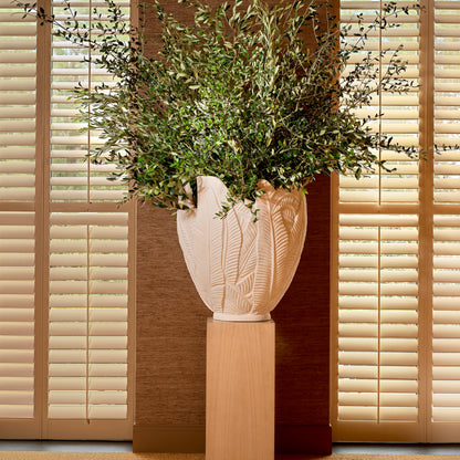 Outdoor Cream Leaf Planter Zanzibar | Cabothousefurniture.com