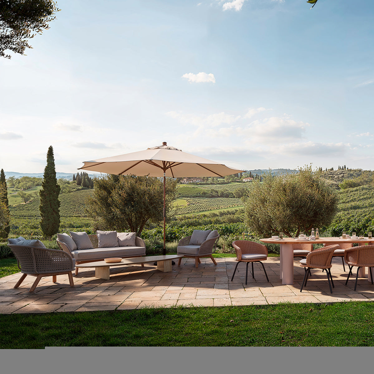 Teak Outdoor Lounge Chair Trinity | Cabothousefurniture.com